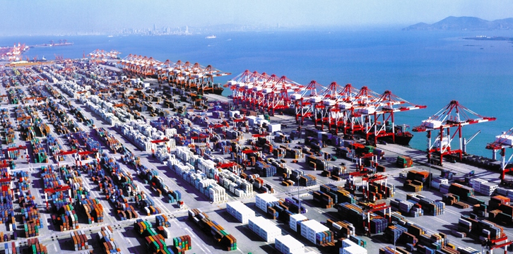 青島前灣港進口報關公司