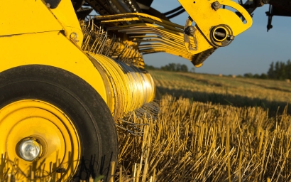 二手挖掘機(jī)進(jìn)口報(bào)關(guān)公司