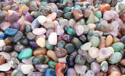 柬埔寨進口報關公司哪家好？柬埔寨半寶石清關流程