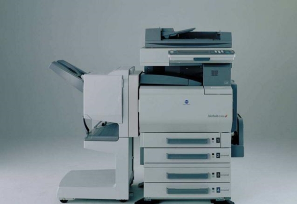 1637140397186433.jpg 租賃設(shè)備進(jìn)口清關(guān)_副本.jpg